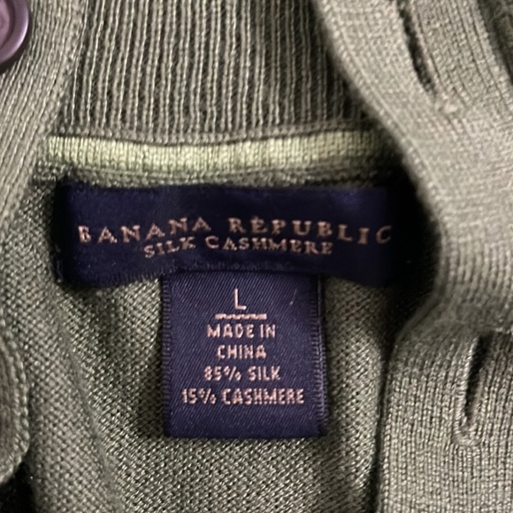 🍁🍂Banana Republic Silk Cashmere Sweater ❄️🏔️ - Picture 3 of 4